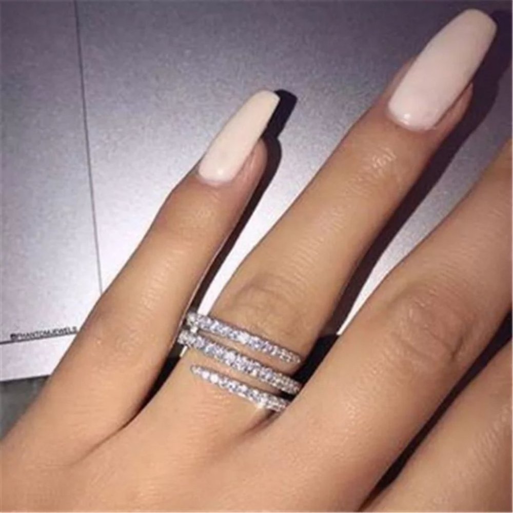 *18K White Gold Diamond Spiral Ring - Picture 1 of 5